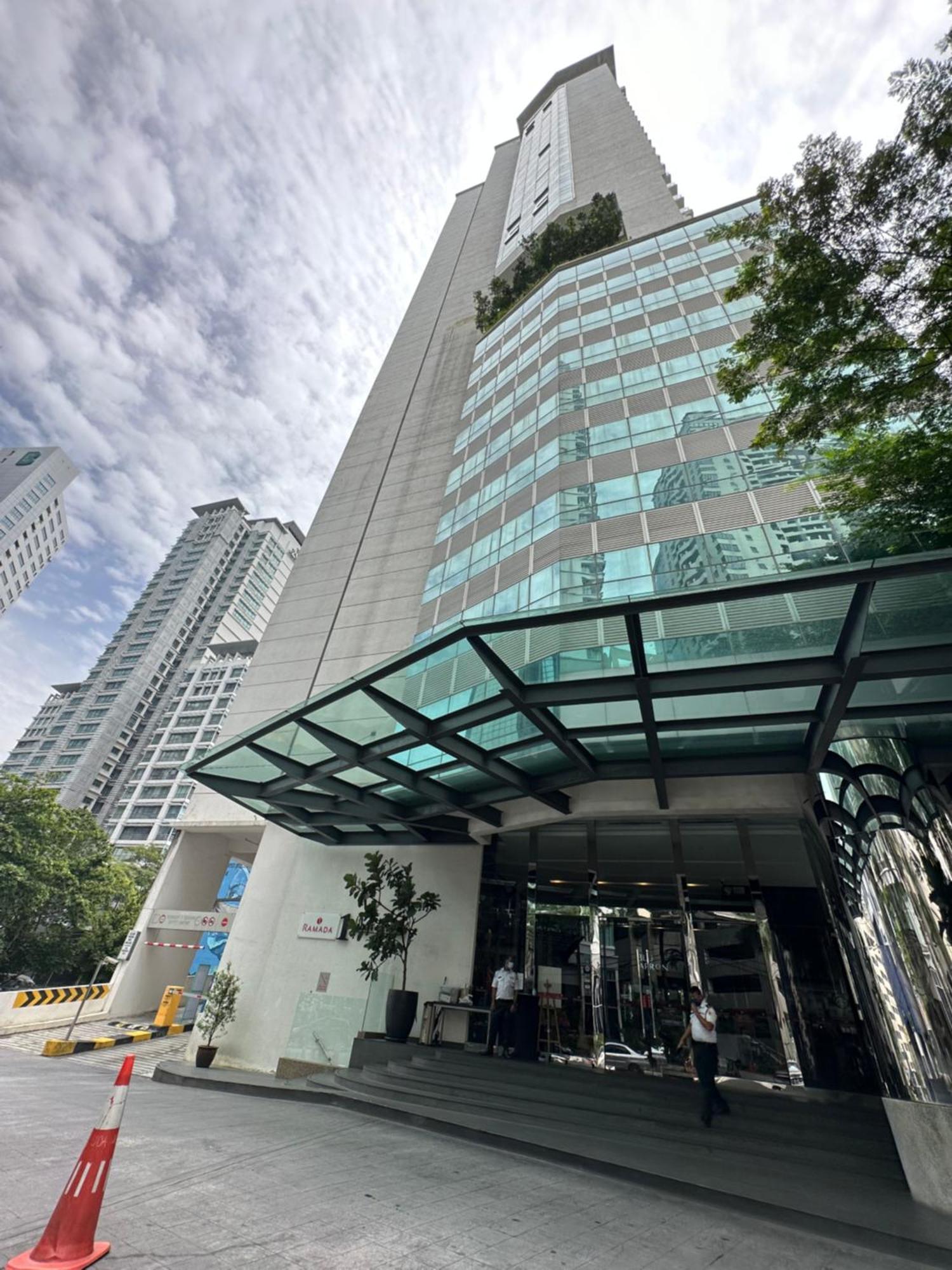 クアラルンプール ワン ブキット セイロン バイ ホームズ アジアン（ラマダ スイート Klcc）アパートホテル エクステリア 写真