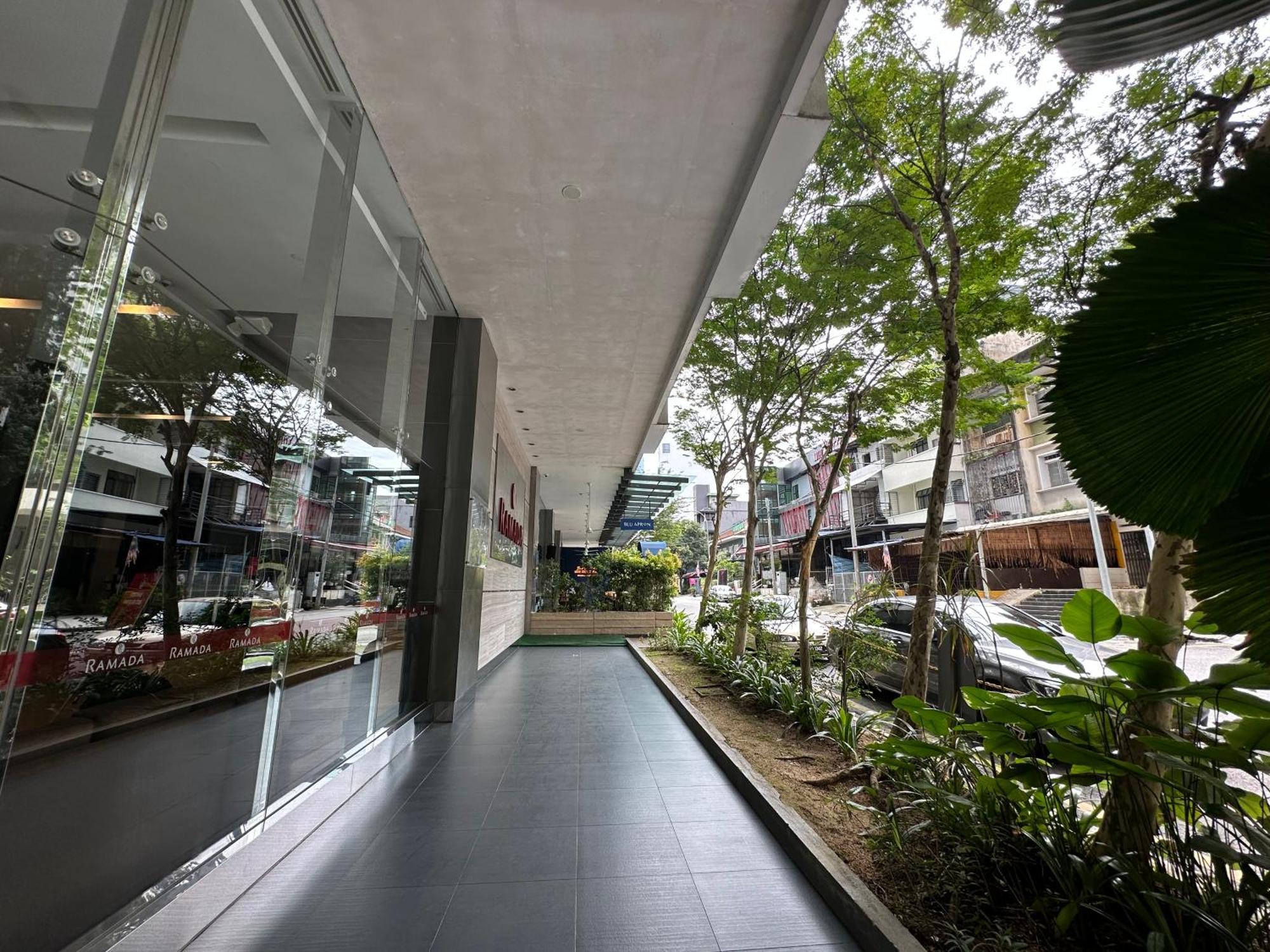 クアラルンプール ワン ブキット セイロン バイ ホームズ アジアン（ラマダ スイート Klcc）アパートホテル エクステリア 写真